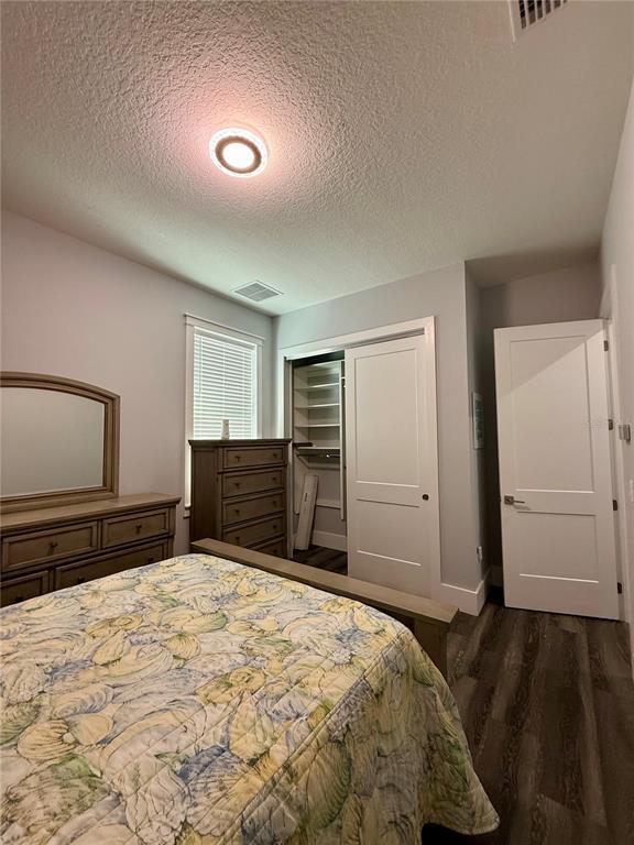 Building Photo - 304 N 7th St