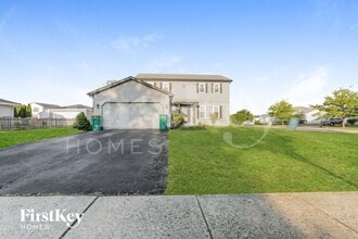 Building Photo - 1815 Cumberland Dr