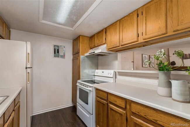 Building Photo - 3 Bed 2 Bath Updated Unit in Robinwood