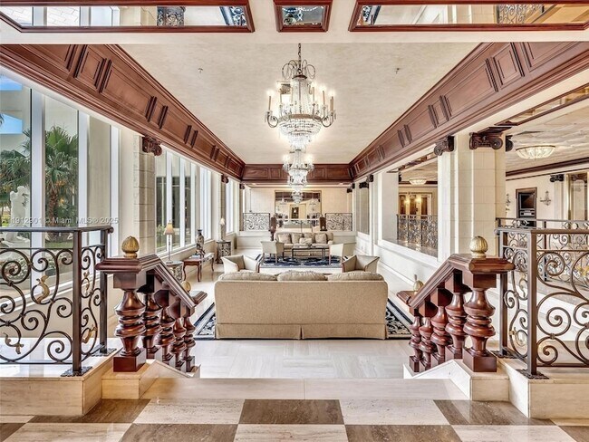 Building Photo - 2030 S Ocean Dr