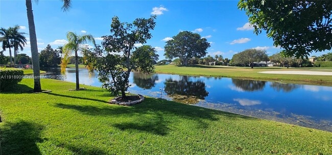 Building Photo - 1221 SW 87th Terrace