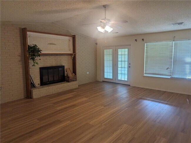 Building Photo - 3741 N Whippoorwill Ct