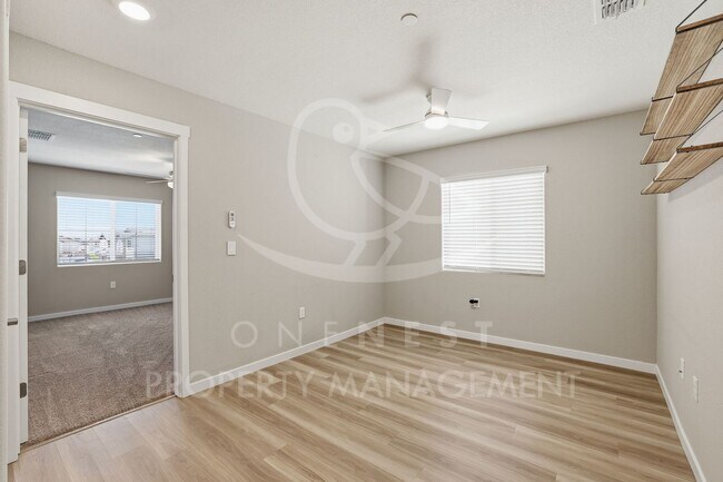 Building Photo - Practically Brand new | 3 bedroom 2.5 bathroom + loft
