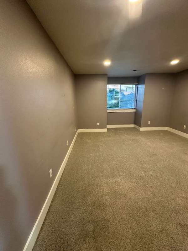 Building Photo - 14038 SE Summerfield Loop