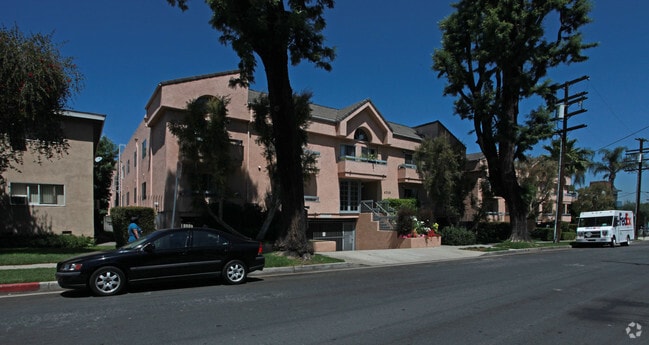 Primary Photo - Orion Court Apartments