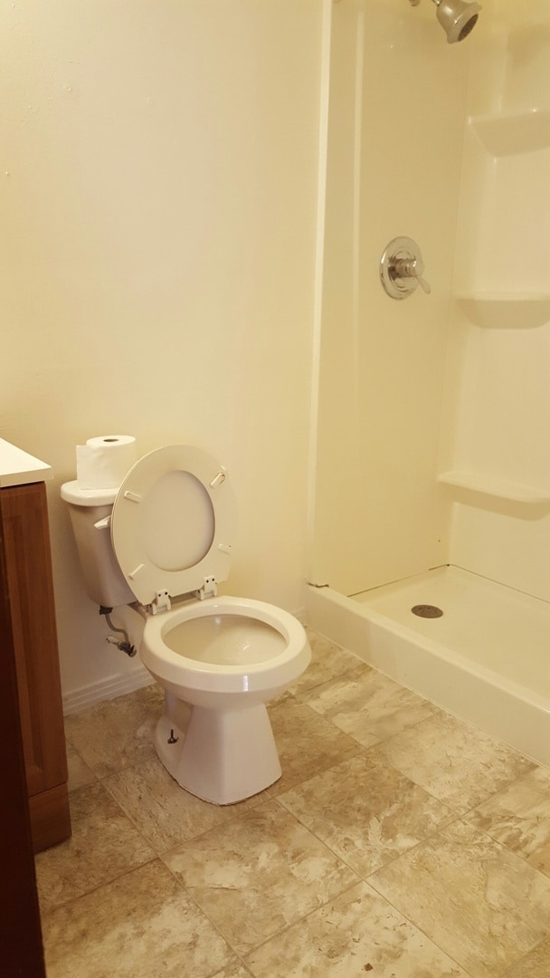 Building Photo - Centrally located.