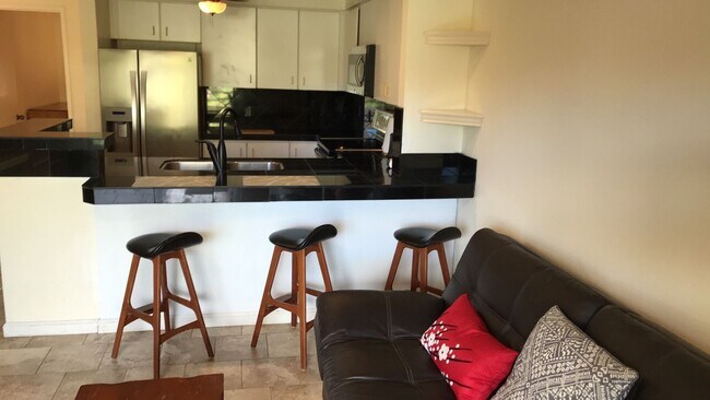 Primary Photo - Kihei Shores Condo