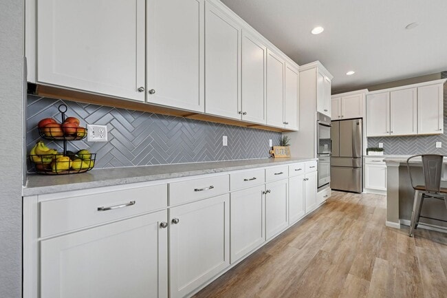Building Photo - Stunning 5 Bed / 4 Bath Bradley Ranch Home with Finished Basement & Multiple Spacious Entertainin...
