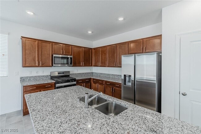 Building Photo - 7859 Lacemaker Ct