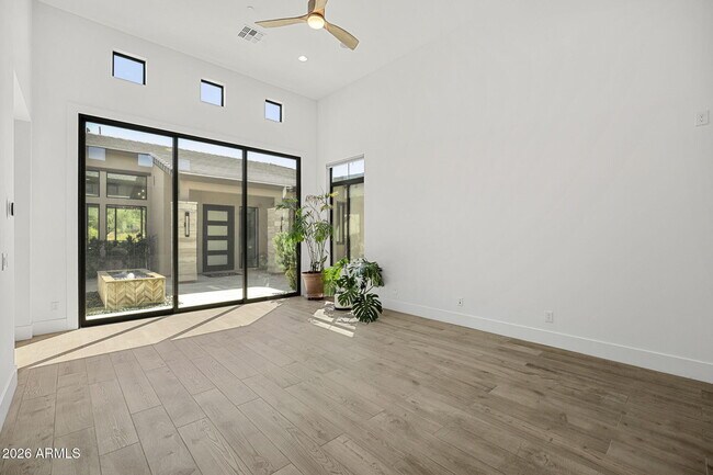 Building Photo - 13267 E Ranch Gate Rd