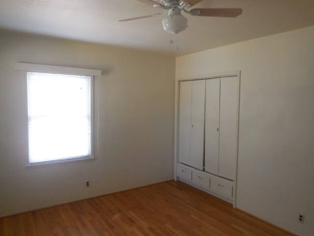 Building Photo - CHARMING GARDEN TRACT HOME