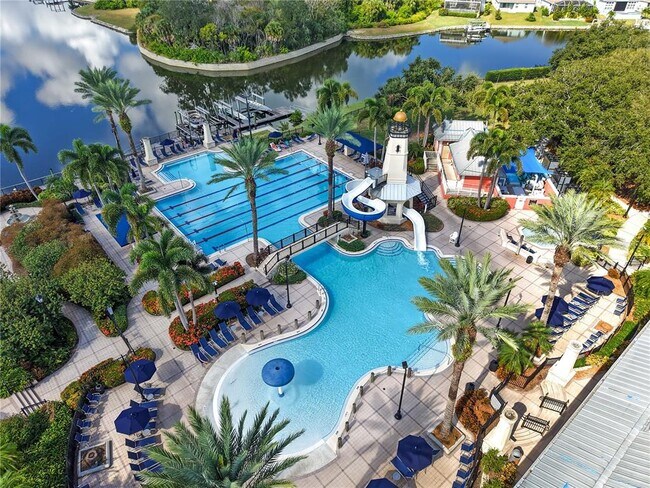 Building Photo - 718 Pinckney Dr