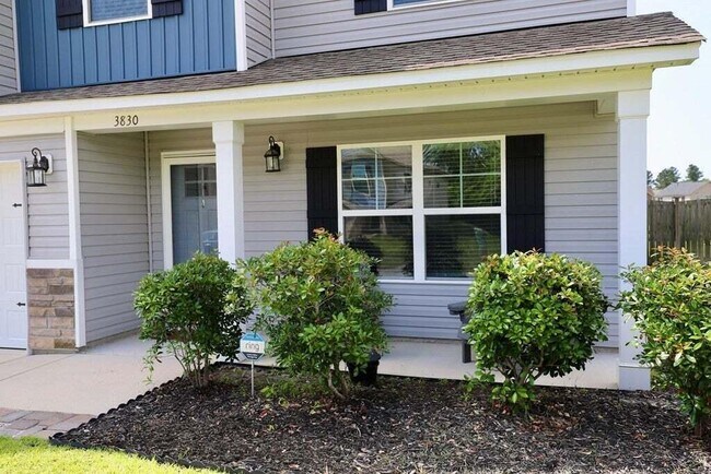 Building Photo - 3830 Moseley Dr