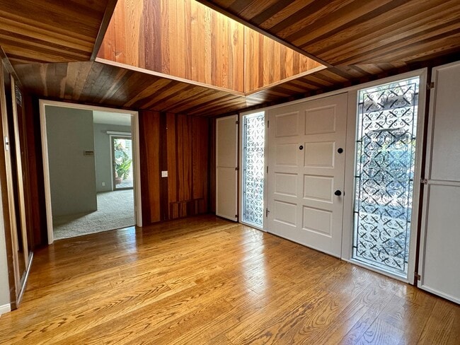 Building Photo - Beautiful Hilltop Del Cerro House with Amazing Views As Far As The Ocean!