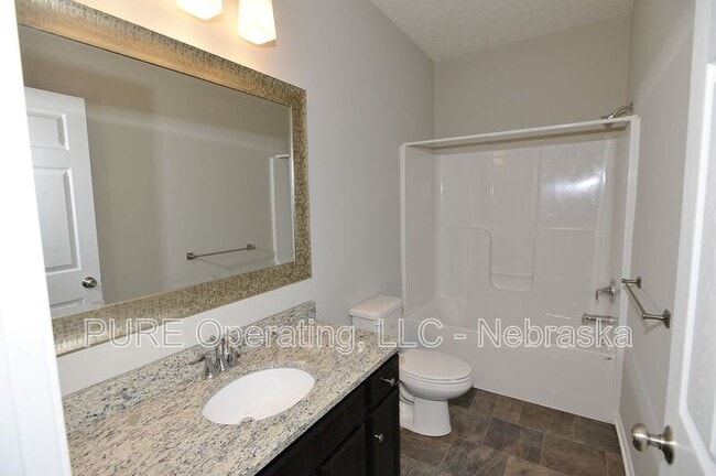 Building Photo - 16513 Heather St