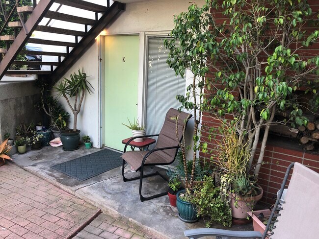 Building Photo - 1015 Prospect Ave