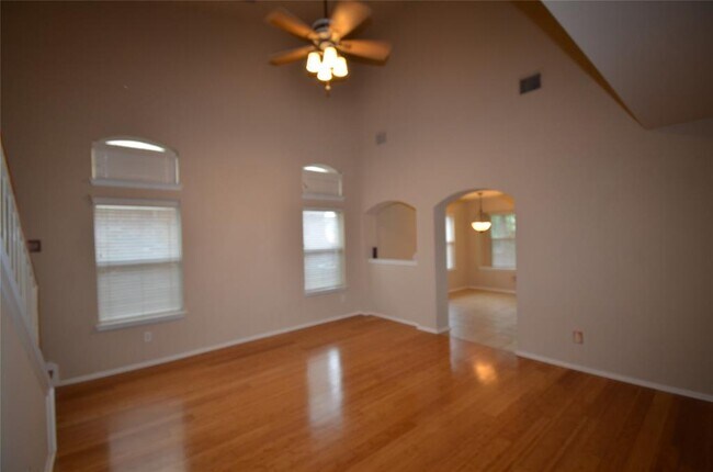 Building Photo - 2309 Jesse Owens Dr