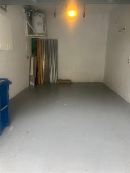 Building Photo - 16360 Malibu Dr