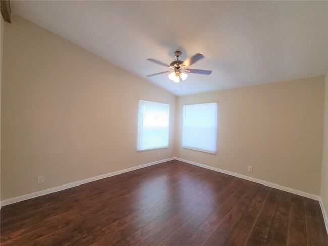 Building Photo - 5414 Five Oaks Dr