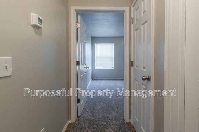 Building Photo - 1809 West Antler Way