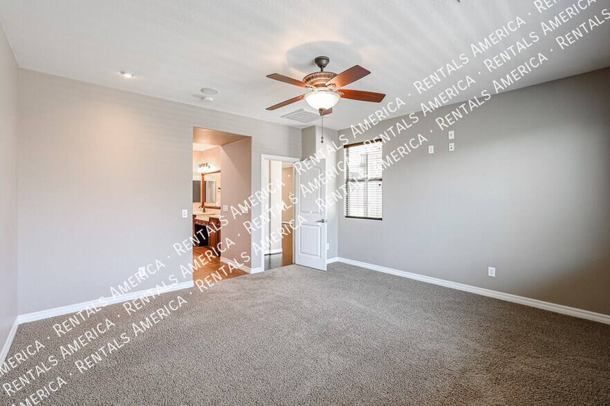 Building Photo - 613 W San Carlos Way