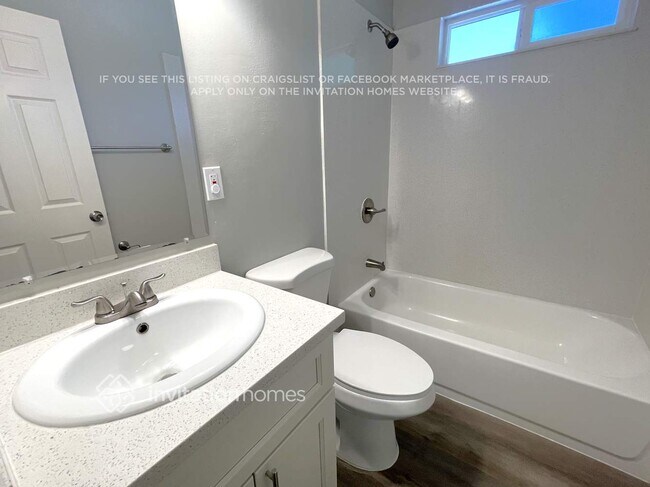 Building Photo - 3823 Shasta Cir