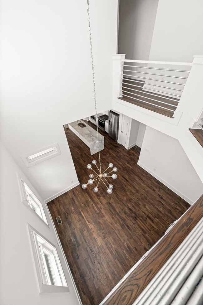 Building Photo - Modern 3BR/3.5BA home in Sylvan Summit, just minutes from downtown!