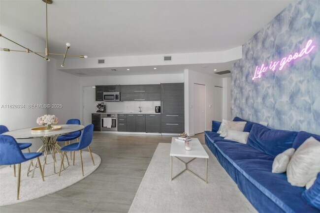 Building Photo - 45 SW 9th St