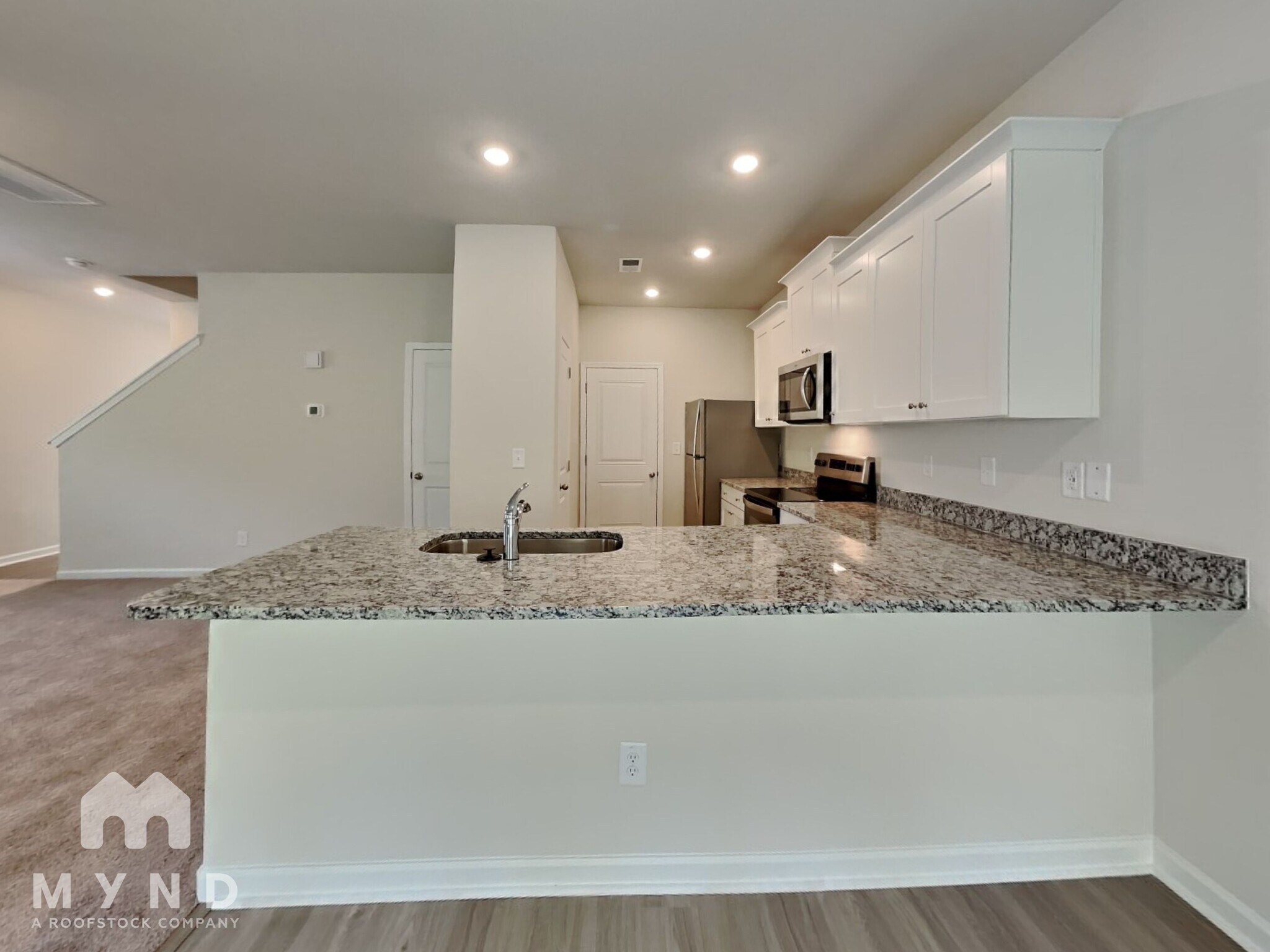 Building Photo - 302 Ivy Bank Dr