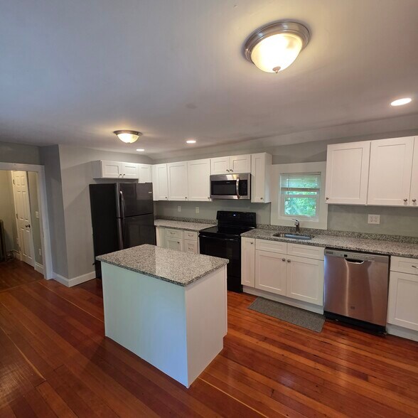 Kitchen - 97 Pleasant St