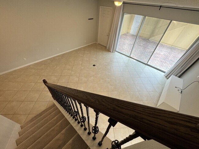 Building Photo - 11902 Lorenza Ln