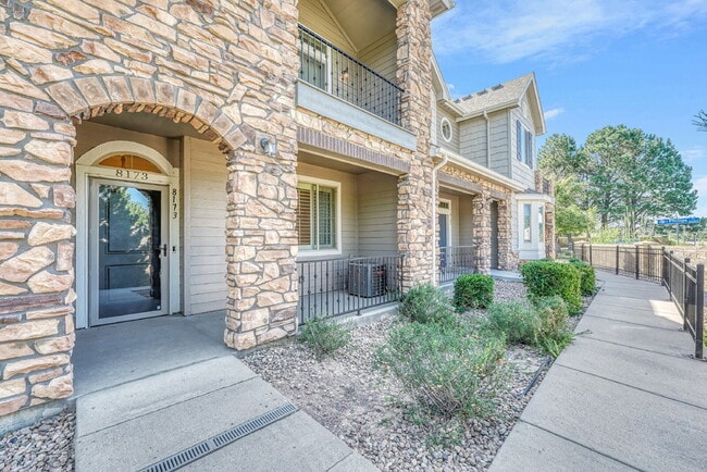 Building Photo - $2,699 - 2 Bed, 2.5 Bath Condo in Centenni...