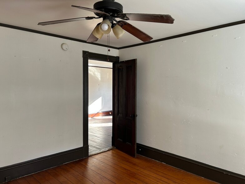 Building Photo - 92 Saint Louis St