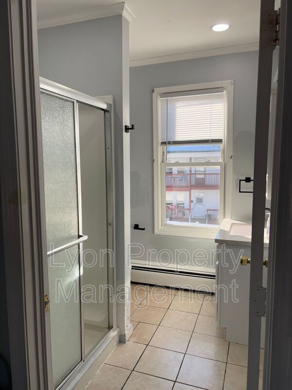 Building Photo - 1134 Social St