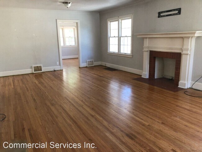 Building Photo - 3 br, 2 bath House - 1432 S Ash