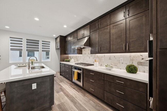 Building Photo - 3479 Client Cmn