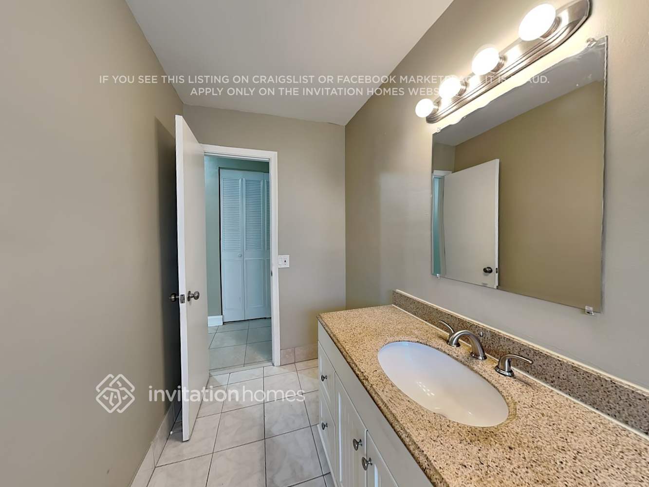 Building Photo - 341 SW 64th Ave