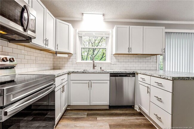 Building Photo - 336 Cadmium Ct