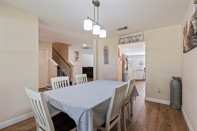 Building Photo - 13601 Trail Meadow Ln