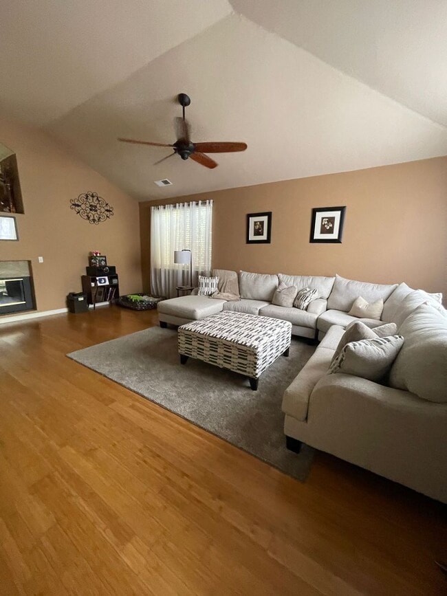 Building Photo - Here it is!!! Incredible 3-Bed | 2-Bath Ho...
