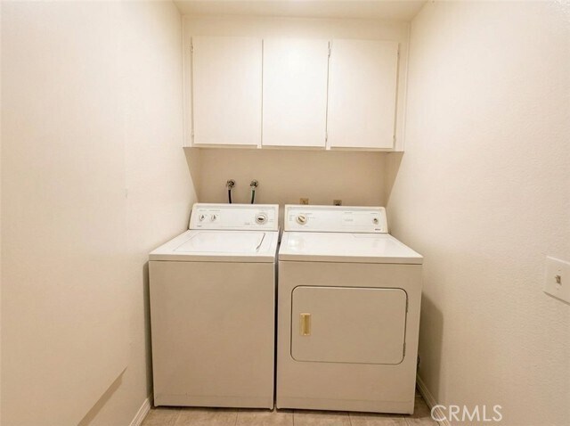 Building Photo - 7 Stanford Ct