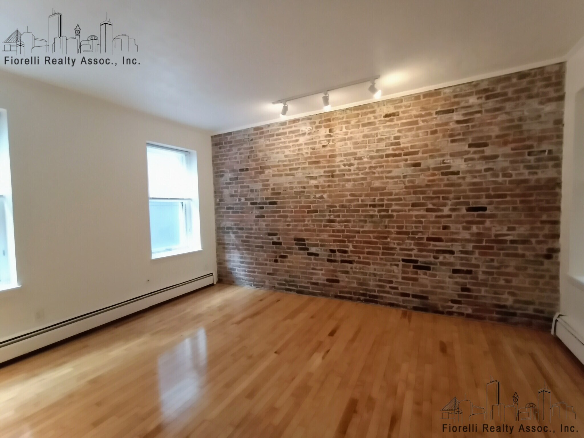 Building Photo - 43 Tileston St