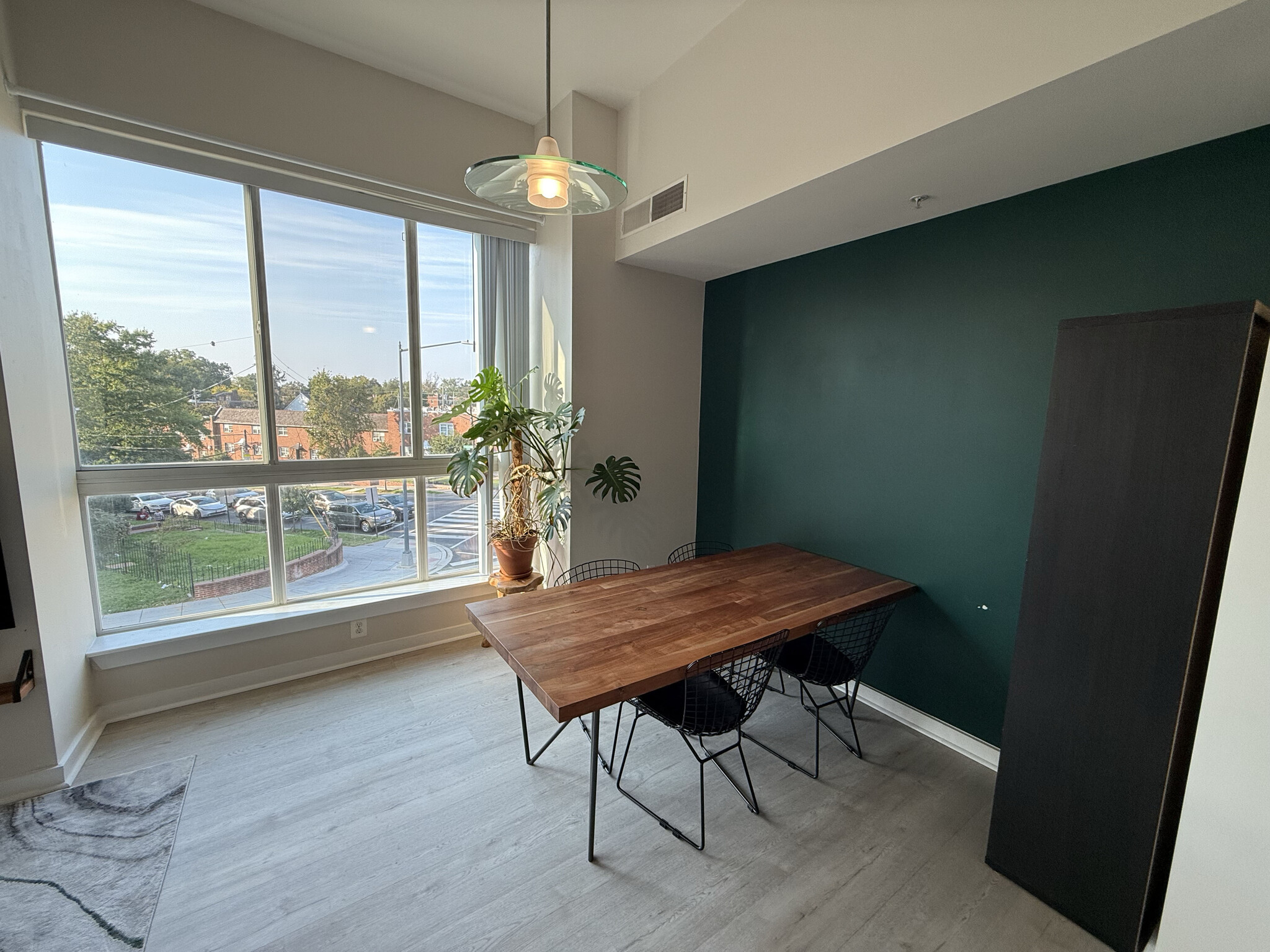 Dining area - 5885 Colorado Ave NW