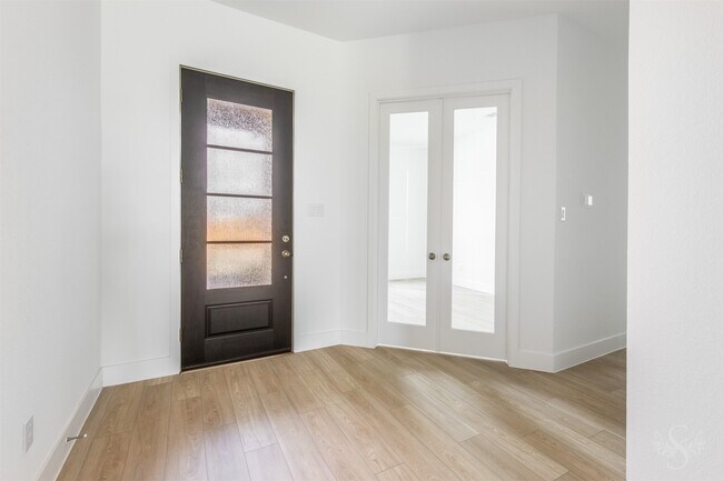 Building Photo - 31607 Brown Fern Dr