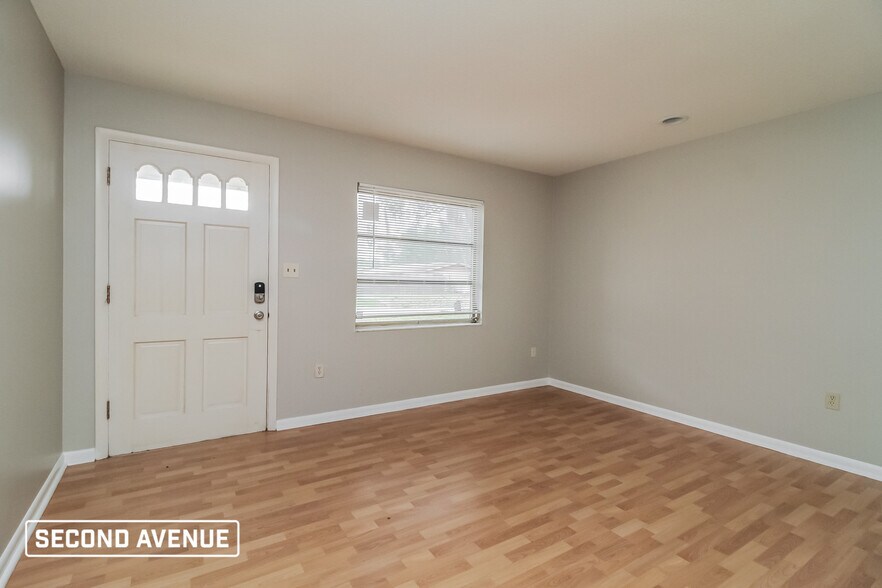 Building Photo - 1413 Kirby St