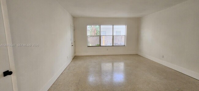 Building Photo - 736 83rd St