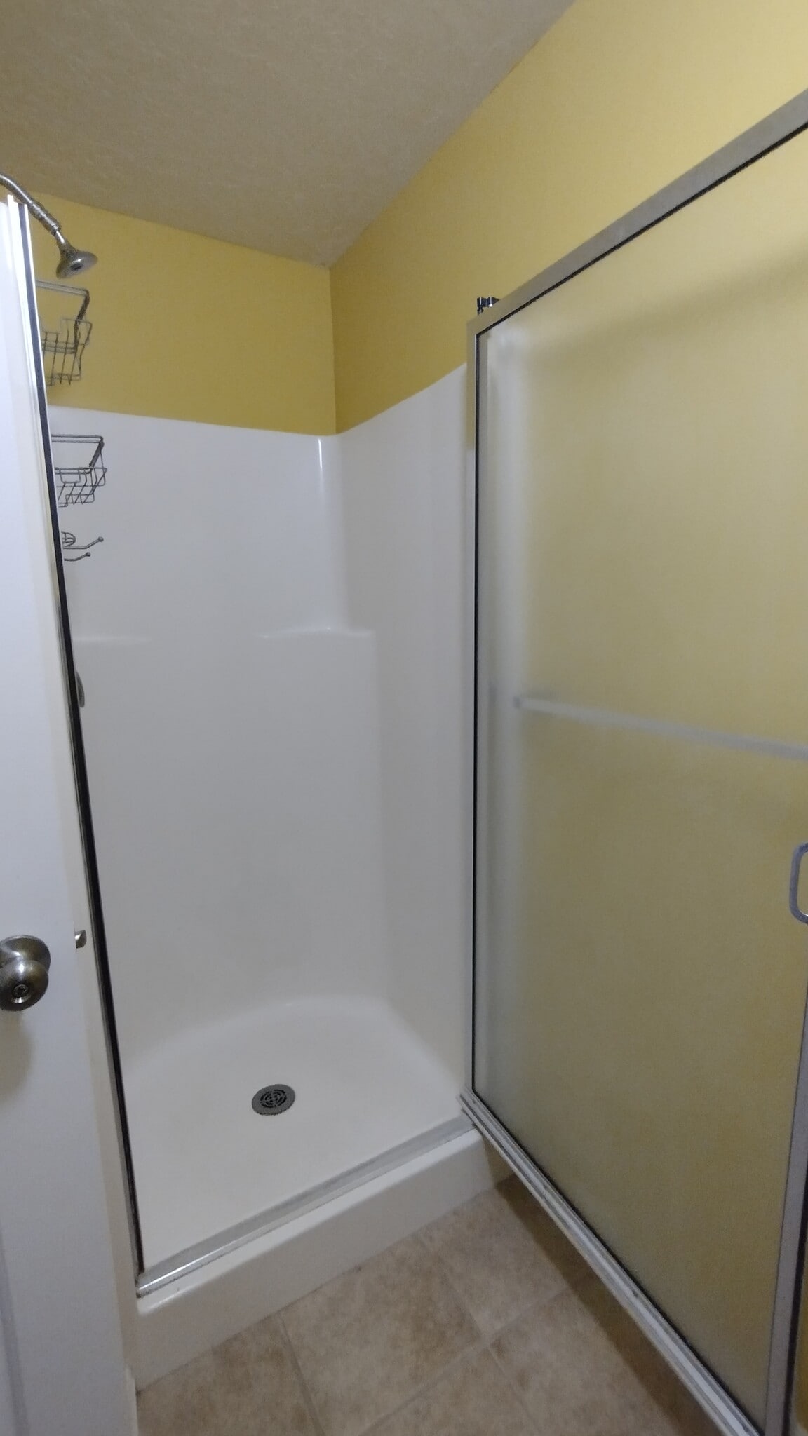 Standing Shower - 6875 S Adventure Way