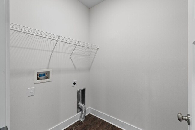 Building Photo - 1905 Noleka Ct