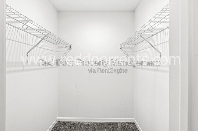 Building Photo - 2313 Trefoil Dr