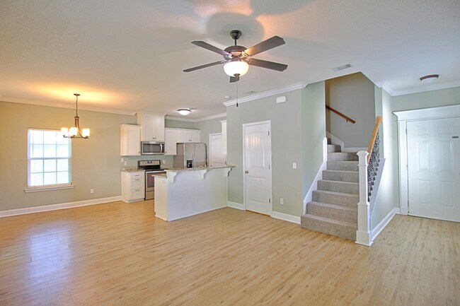 Building Photo - 1208 Cypress Fall Cir